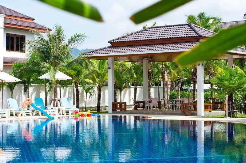 Rawai Grand House Hotel Bagian luar foto