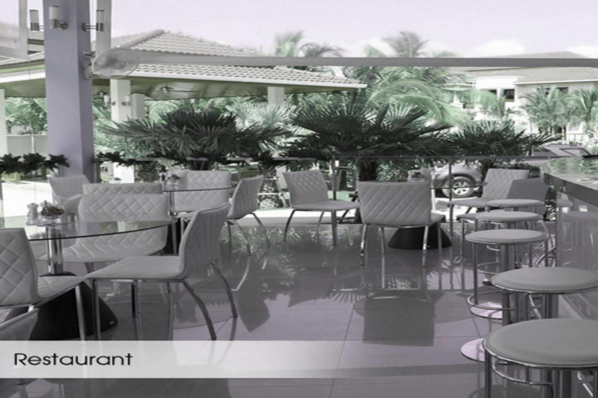 Rawai Grand House Hotel Bagian luar foto